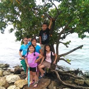 Meet your Posher, Delmy